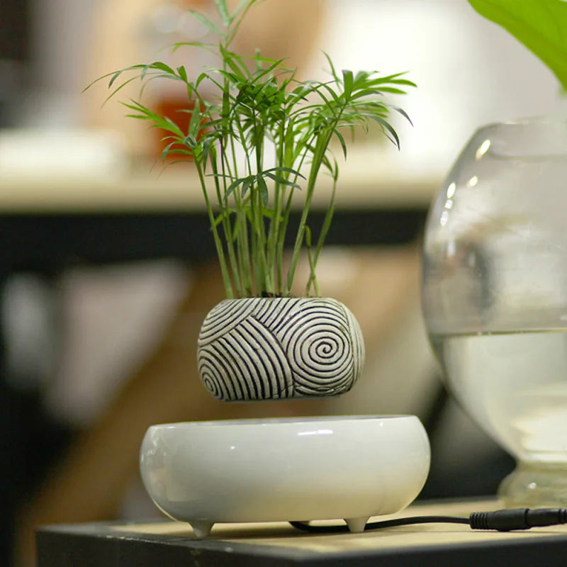 Magnetic Levitating Plant Pot – Floating Rotating Bonsai Planter