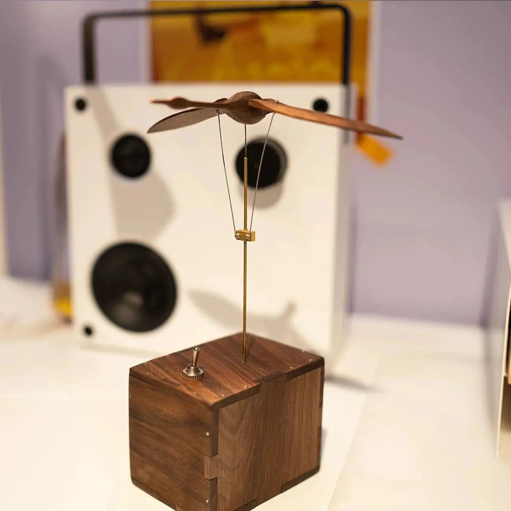 Walnut Wood Swan Music Box – Handmade Wooden Desk Ornament